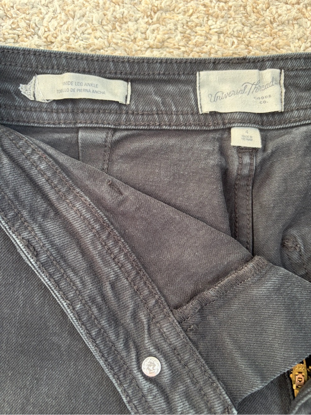 Universal Thread Wide-Leg Black Jeans - Picture 2 of 5
